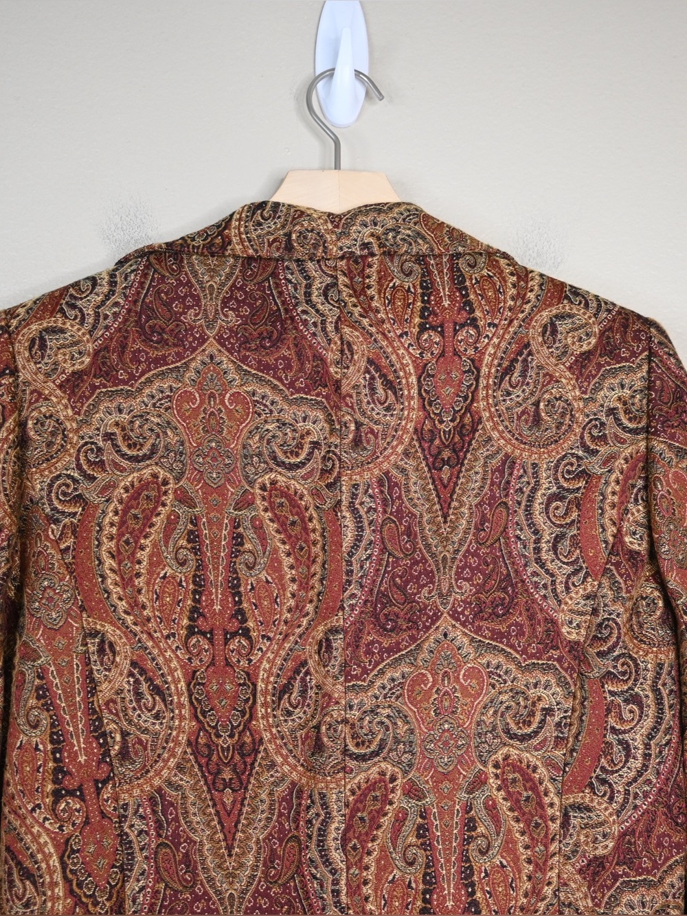 Le Suit Women's 8 Rust Gold Tapestry Paisley Print Three Button Blazer - Picture 4 of 8